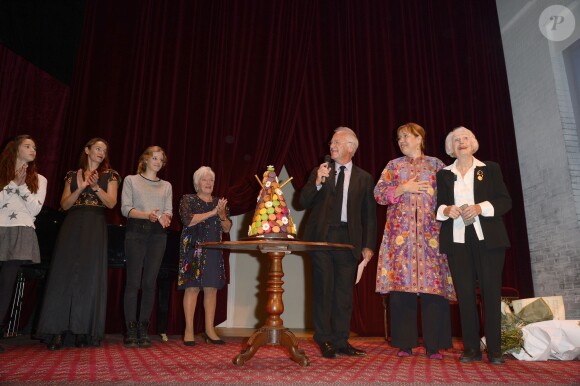 Line Renaud, Line Renaud, Bernard Murat et Gisèle Casadesus - Gisèle Casadesus, "servante du théâtre", honorée par ses pairs au Théatre Edouard Vll à Paris le 29 septembre 2014.