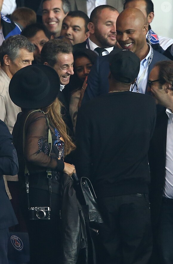 La magie du Parc : Beyoncé et Jay Z rencontrent Nicolas Sarkozy - Match PSG-Barcelone de la Ligue des Champions au parc des princes à Paris le 30 septembre 2014. Le PSG à remporté le match sur le score de 3-2.