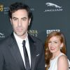 Sacha Baron Cohen, Isla Fisher à la soiree "2013 BAFTA LA Jaguar Britannia Awards" presentée par la chaîne "BBC America" à l'hôtel Beverly Hilton à Beverly Hills, le 9 novembre 2013.