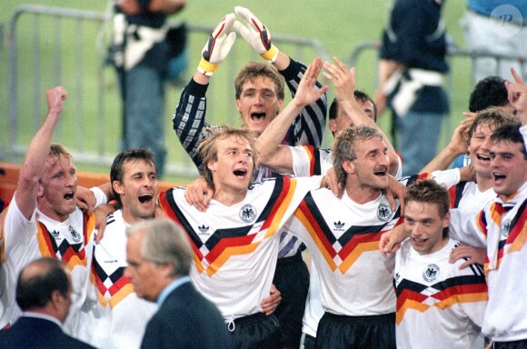L'équipe d'Allemagne championne du monde à Rome, le 8 juillet 1990. 