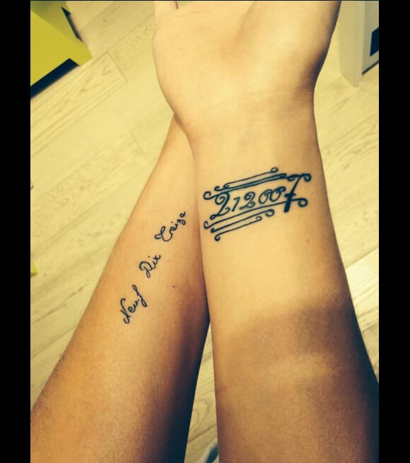 Elodie Gossuin et ses tatouages pour ses enfants, le 3 octobre 2014.