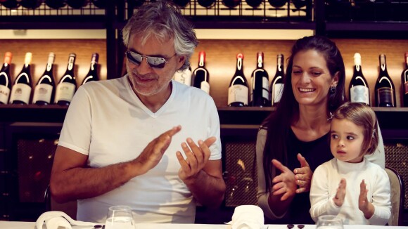 Andrea Bocelli : Sa fillette et son épouse lui souhaitent un bel anniversaire