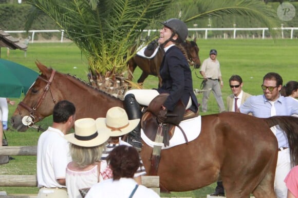 L'infante Elena d'Espagne était en compétition sur son cheval Quant lors du jumping II Ruta Via de la Plata au Club Royal La Pinède à Séville le 4 octobre 2014. 