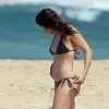 Exclusif - Jessica Biel passe des vacances à Hawaï, le 27 septembre 2014 en compagnie des membres de sa famille. L'actrice de "Nailed" a passé beaucoup de temps à la plage tandis que son mari Justin Timberlake est actuellement en Australie en tournée.