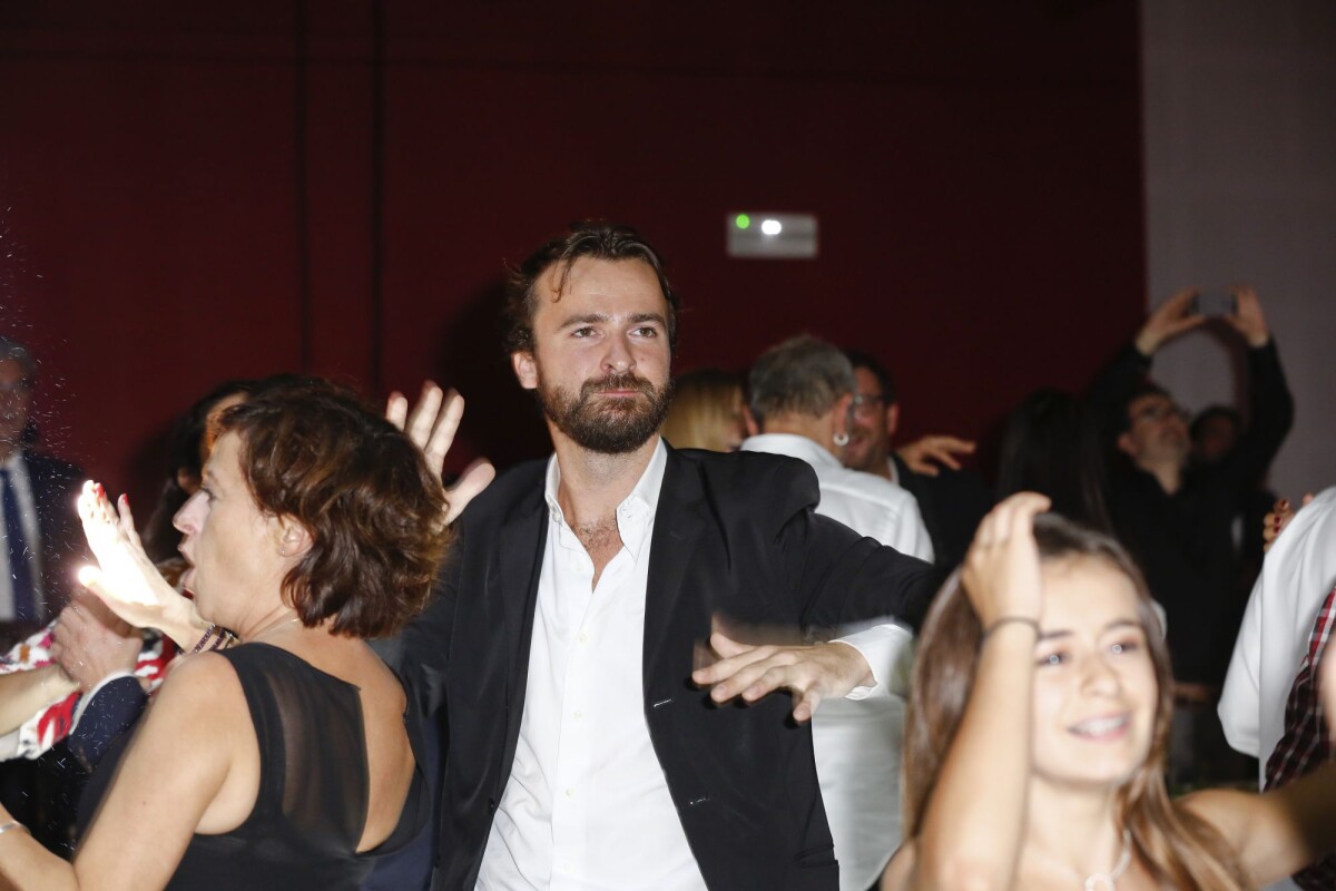 Photo : Exclusif - Amaury de Crayencour ("Nos Chers Voisins") - 4ème