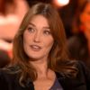 Carla Bruni invitée dans Un soir à la Tour Eiffel, sur France 2, le mercredi 15 ocotbre 2014