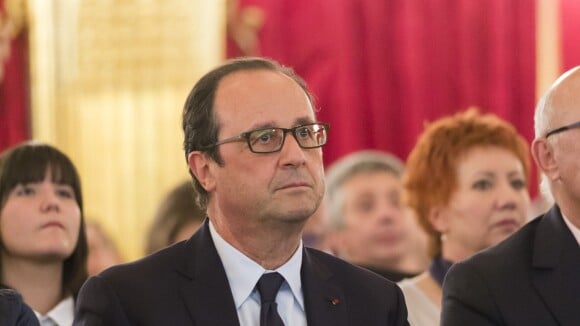 François Hollande : Cristina Cordula ne peut rien pour lui, ''c'est tordu'' !