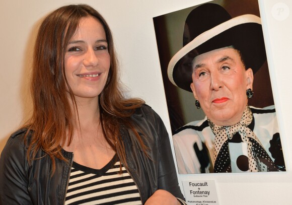 Exclusif - Zoé Félix - Vernissage de l'exposition "Vieux, nous ? Jamais !", organisée pour les 60 ans de Damart, à la galerie L'Imprimerie à Paris, le 16 octobre 2014.
