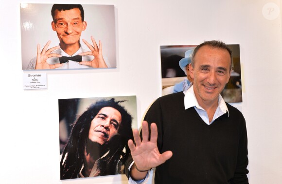 Exclusif - Élie Semoun - Vernissage de l'exposition "Vieux, nous ? Jamais !", organisée pour les 60 ans de Damart, à la galerie L'Imprimerie à Paris, le 16 octobre 2014.