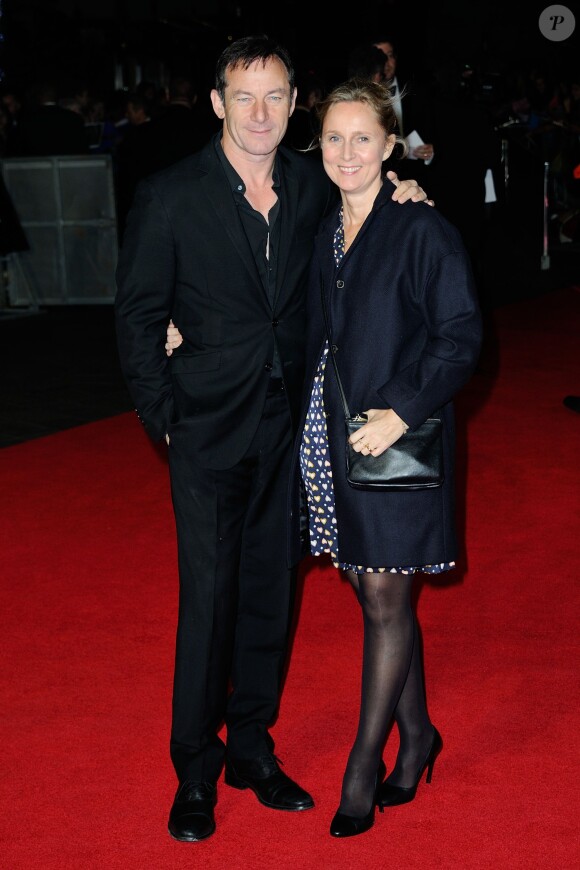 Jason Isaacs et sa femme lors de l'avant-première du film Fury le 19 octobre 2014 à Londres