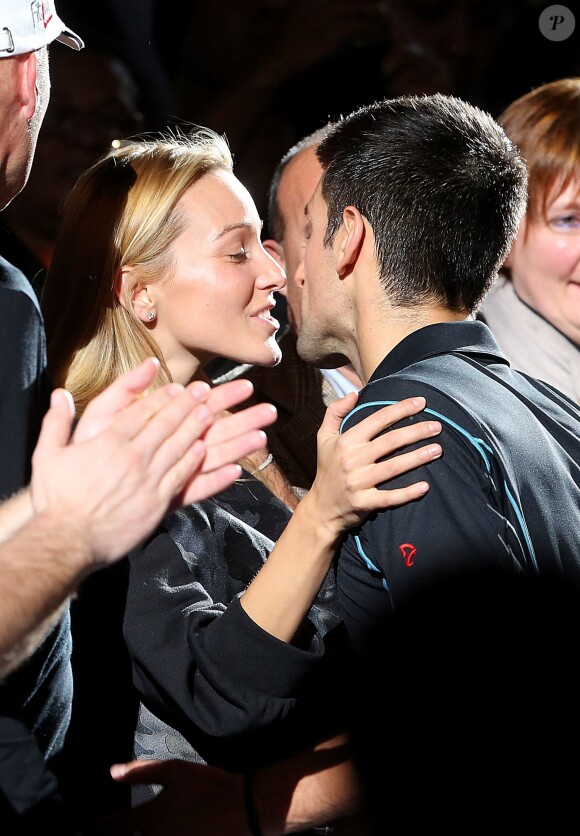 Novak Djokovic et sa petite amie Jelena Ristic lors de sa victoire à l'Open Masters 1000 de Tennis Paris Bercy, le 3 novembre 2013.