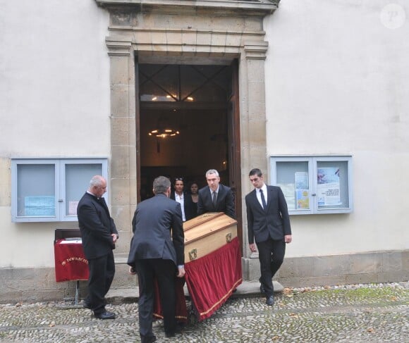 Obsèques de Marc Galabru, le frère cadet de Michel Galabru, médecin, homme de lettres et de théâtre, en l'église Saint-Vincent-du-Bousquet-d'Orb, le 14 octobre 2014.