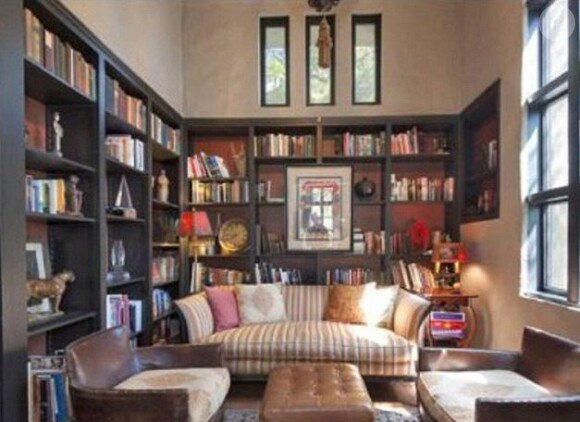 Sheryl Crow vend un lot de trois maisons à Los Angeles pour 12,5 millions de dollars.