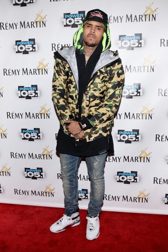 Chris Brown assiste au concert Powerhouse 2014 de la station Power 105.1 au Barclays Center. Brooklyn, le 30 octobre 2014.