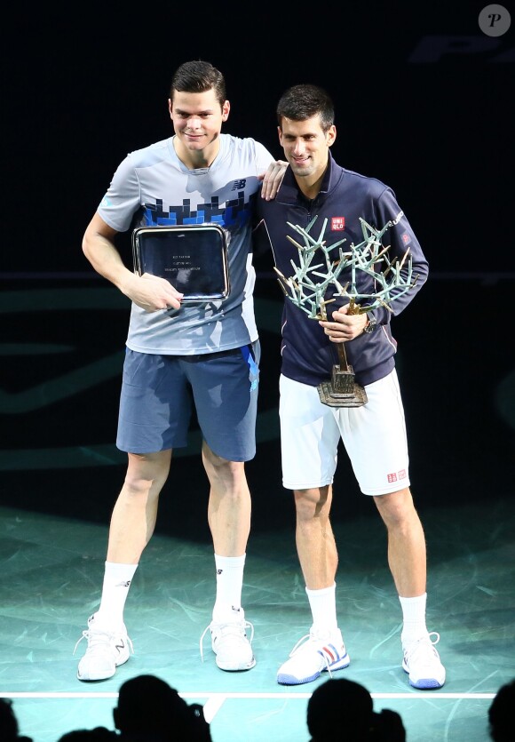 Milos Raonic, Novak Djokovic - Novak Djokovic remporte l'Open Masters 1000 de Tennis Paris-Bercy à Paris le 2 novembre 2014. 