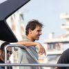 Rafael Nadal et sa belle Xisca ont visité un yacht de luxe, le Blue Ice, à Cannes, le 15 octobre 2014, avec l'idée de se l'offrir pour y passer ses vacances d'été. Une petite folie à 27,9 millions d'euros