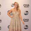 Carrie Underwood sur le tapis rouge de la cérémonie des CMA Awards à Nashville, le 5 novembre 2014.