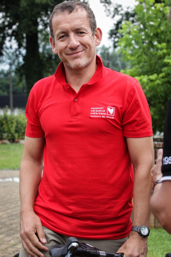 Exclusif - Dany Boon sur le Tour de France lors de l'Etape du Coeur pour le compte de Mécénat Chirurgie Cardiaque, à Bergerac, le 25 juillet 2014.