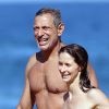Exclusif - Jeff Goldblum et sa fiancée Emilie Livingston lors de leurs vacances à Hawaï, le 16 juillet 2014.