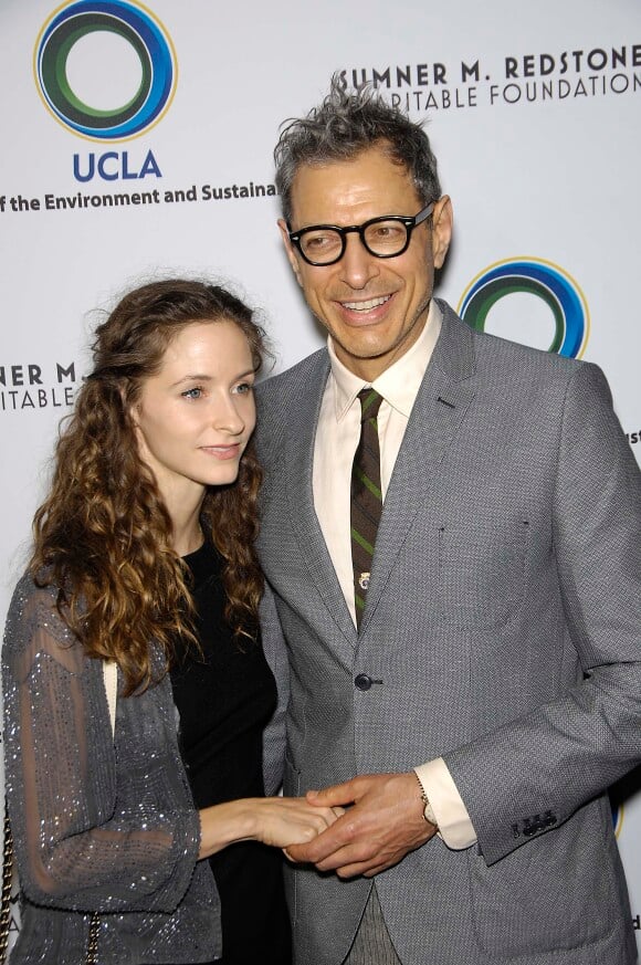 Emilie Livingston et Jeff Goldblum à Beverly Hills, le 5 mars 2013.