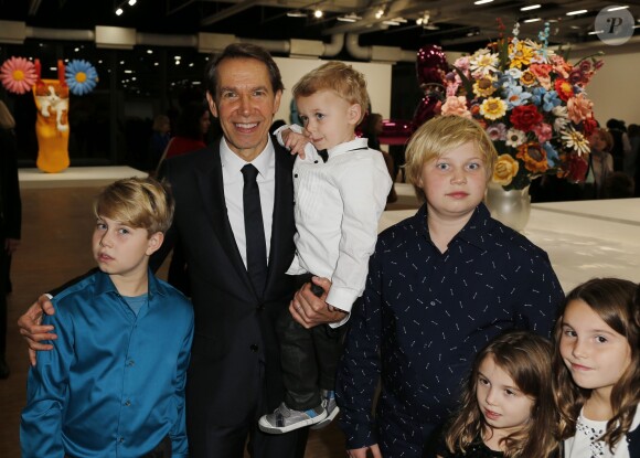 Jeff Koons et ses enfants - Inauguration de l'exposition Jeff Koons au Centre Pompidou à Paris le 24 novembre 2014.