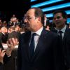 François Hollande avec la chef d'entreprise Karine Charbonnier le 6 novembre 2014 dans l'émission En direct avec les Français, diffusée sur TF1