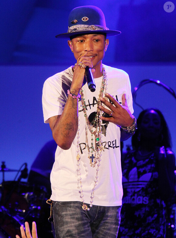 Pharrell Williams à l'Hollywood Bowl à Los Angeles, le 24 octobre 2014.