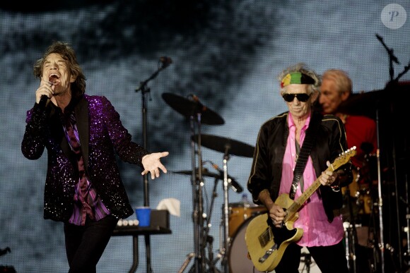 Mick Jagger et Keith Richards lors d'un concert au festival Roskilde le 3 juillet 2014