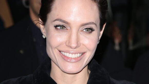 Angelina Jolie, ''Invincible'', resplendit après sa frayeur...