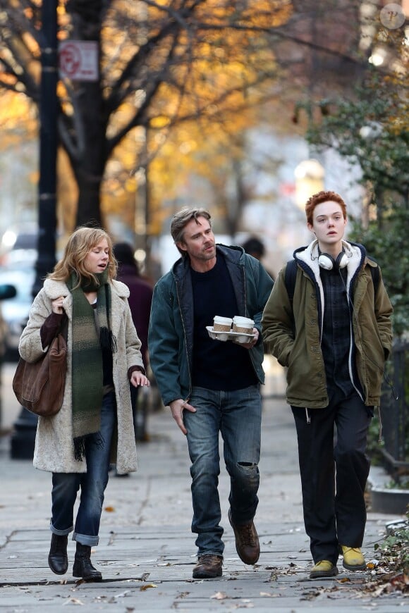 Naomi Watts, Sam Trammell and Elle Fanning tournent une scène du film Three Generations à New York le 4 décembre 2014.