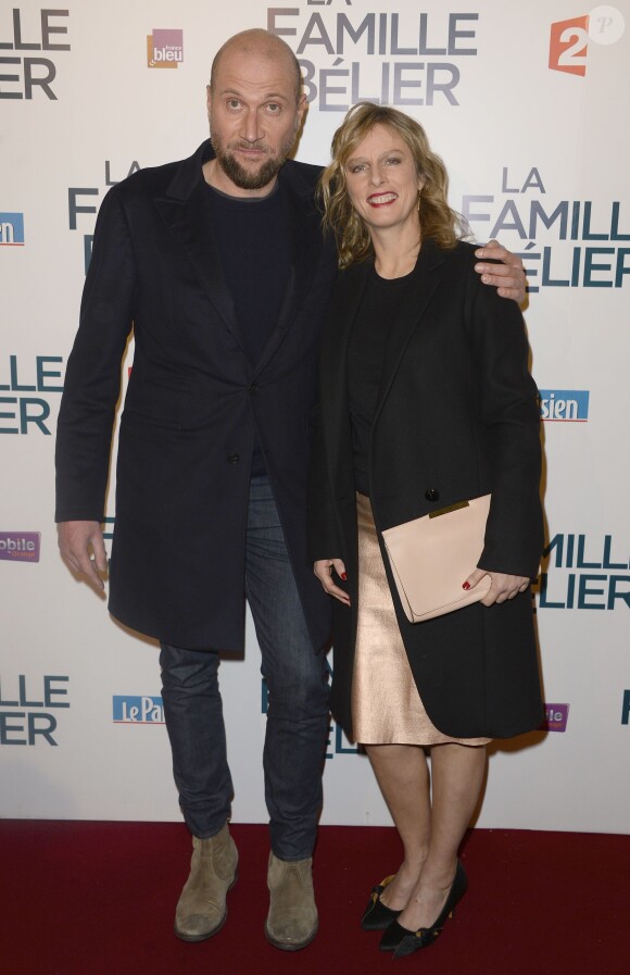 François Damiens et Karin Viard lors de l'avant première du film La Famille Bélier au cinéma le Grand Rex à Paris le 9 décembre 2014.