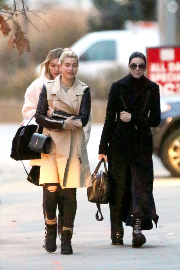 Kendall Jenner, Gigi Hadid et Hailey Baldwin à New York, le 8 décembre 2014.