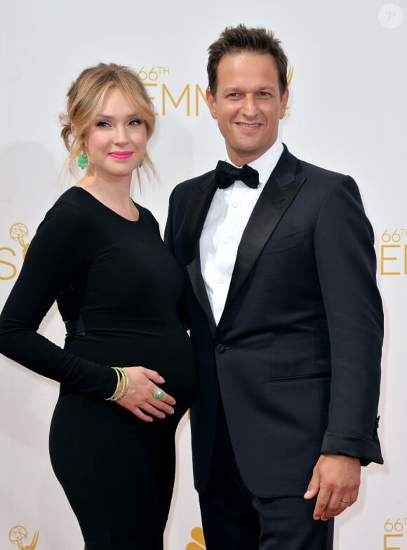 Sophie Flack et Josh Charles à la cérémonie des Emmy Awards à Los Angeles, le 25 août 2014.