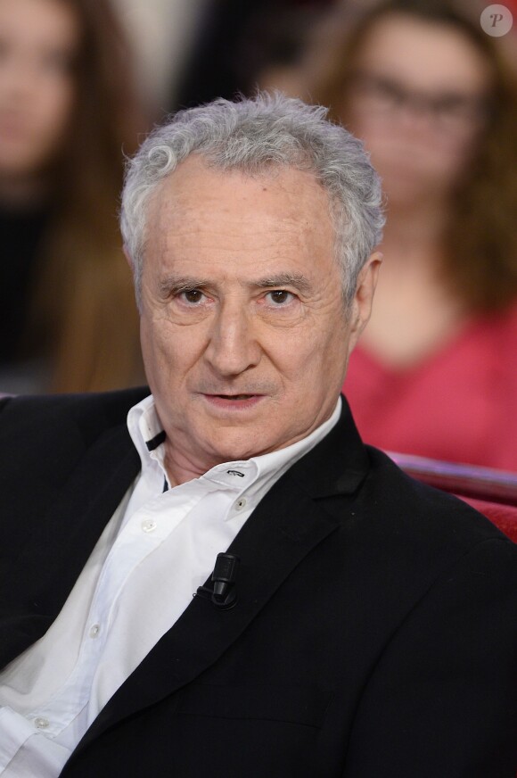 Daniel Prévost - Enregistrement de l'émission "Vivement Dimanche" à Paris le 16 décembre 2014. L'émission sera diffusée le 04 Janvier 2015.16/12/2014 - Paris