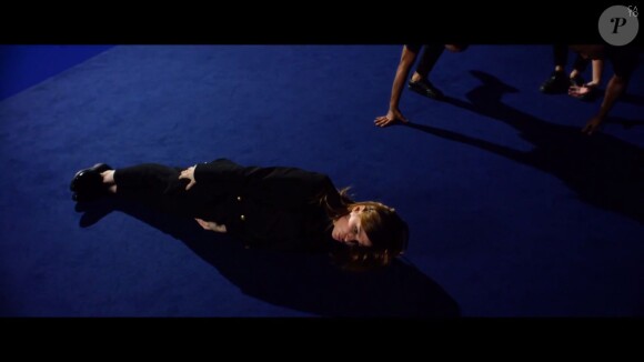 Image extrait du clip "Christine" de Christine and The Queens, décembre 2014.