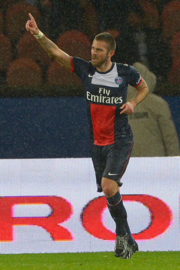 Jérémy Ménez après un but face à Lorient le 1er novembre 2013.