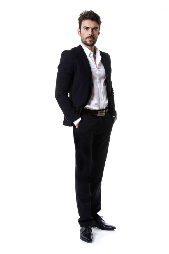 Julien Croquet au casting de Hollywood Girls, saison 4, sur NRJ12 dès le lundi 5 janvier 2015.