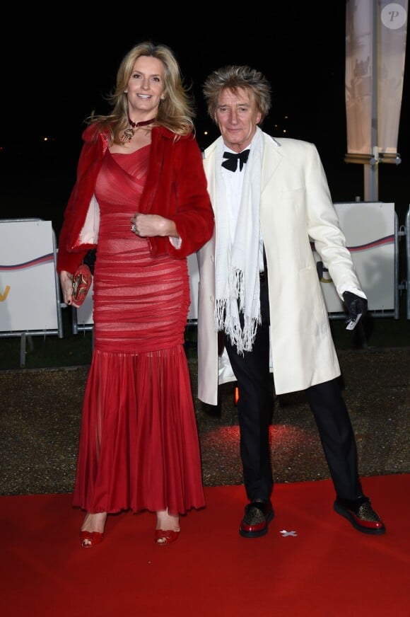 Penny Lancaster et Rod Stewart lors des Sun Military Awards à Londres le 10 décembre 2014.