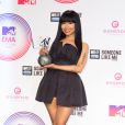  Nicki Minaj pose au Photocall (avec son prix pour Prix Best Hip Hop) des MTV Europe Music Awards 2014 &agrave; "The Hydro" le 9 Novembre 2014 &agrave; Glasgow, Ecosse.  