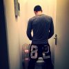 Une photo de Grégoire Lyonnet aux toilettes : une photo postée par Alizée, le 31 décembre 2014