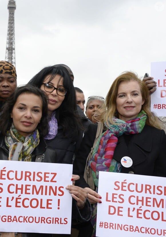 Saïda Jawad, Yamina Benguigui et Valérie Trierweiler à Paris le 13 mai.