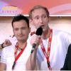Guillaume, candidat de "L'amour est dans le pré 2015" interviewé sur la télévision roumaine lors de l'élection de Mister Gay Europe en 2011.