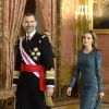 Le roi Felipe VI d'Espagne, accompagné de la reine Letizia, présidait pour la première fois la Pâque militaire, le 6 janvier 2015 à Madrid. Après la cérémonie militaire et la revue des troupes, une réception avait lieu au Palais d'Orient.