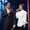Exclusif - Camille Combal et Jenifer Bartoli - Les chanteurs chantent Disney au théâtre Mogador à Paris, le 4 décembre 2013.