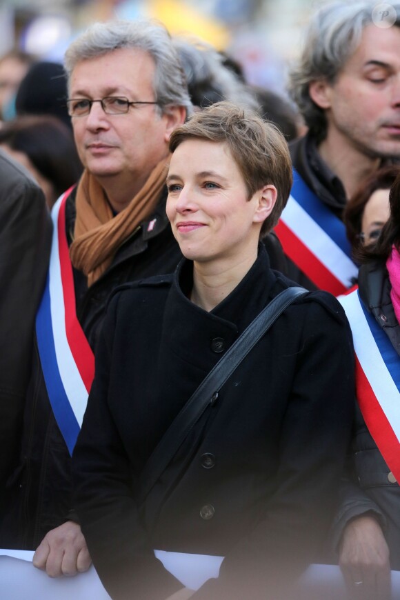 Clémentine Autain - Manifestation "Mariage pour tous" à Paris, le 16 décembre 2012.