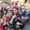 Kate Middleton, duchesse de Cambridge, enceinte de 6 mois, s'est rendue à l'école primaire Barlby dans l'ouest de Londres le 15 janvier 2015 pour baptiser The Clore Art Room, un atelier d'art-thérapie sous l'égide de The Art Room, dont elle est la marraine.