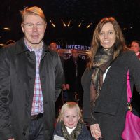 Mika Häkkinen : Avec sa belle Marketa et leur fille pour une sortie au cirque