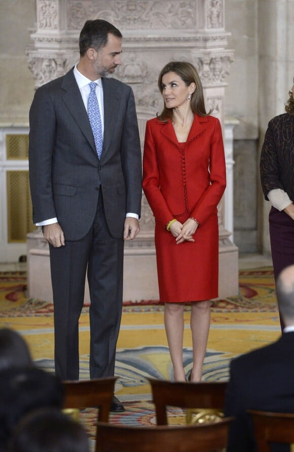 Le roi Felipe VI et la reine Letizia d'Espagne à la cérémonie de remise des prix de la recherche le 15 janvier 2015