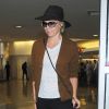 Jennie Garth arrive à l'aéroport de Los Angeles, le 27 octobre 2014.