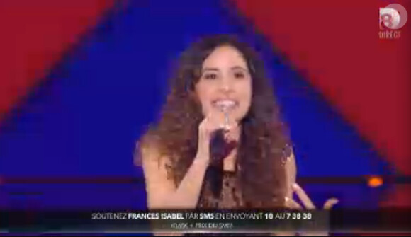 Frances Isabel dans Nouvelle Star sur D8, le jeudi 22 janvier 2015.